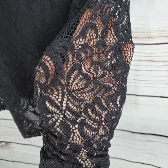 WHBM | Sheer Lace Reversible Long Sleeve Top - Picture 4 of 8